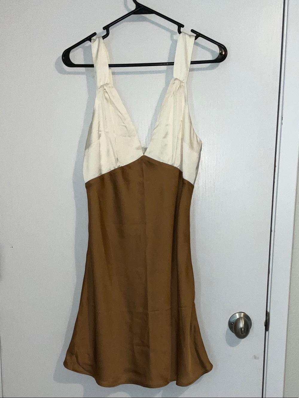 Abercrombie & Fitch Two-Tone White and Brown Satin Dress